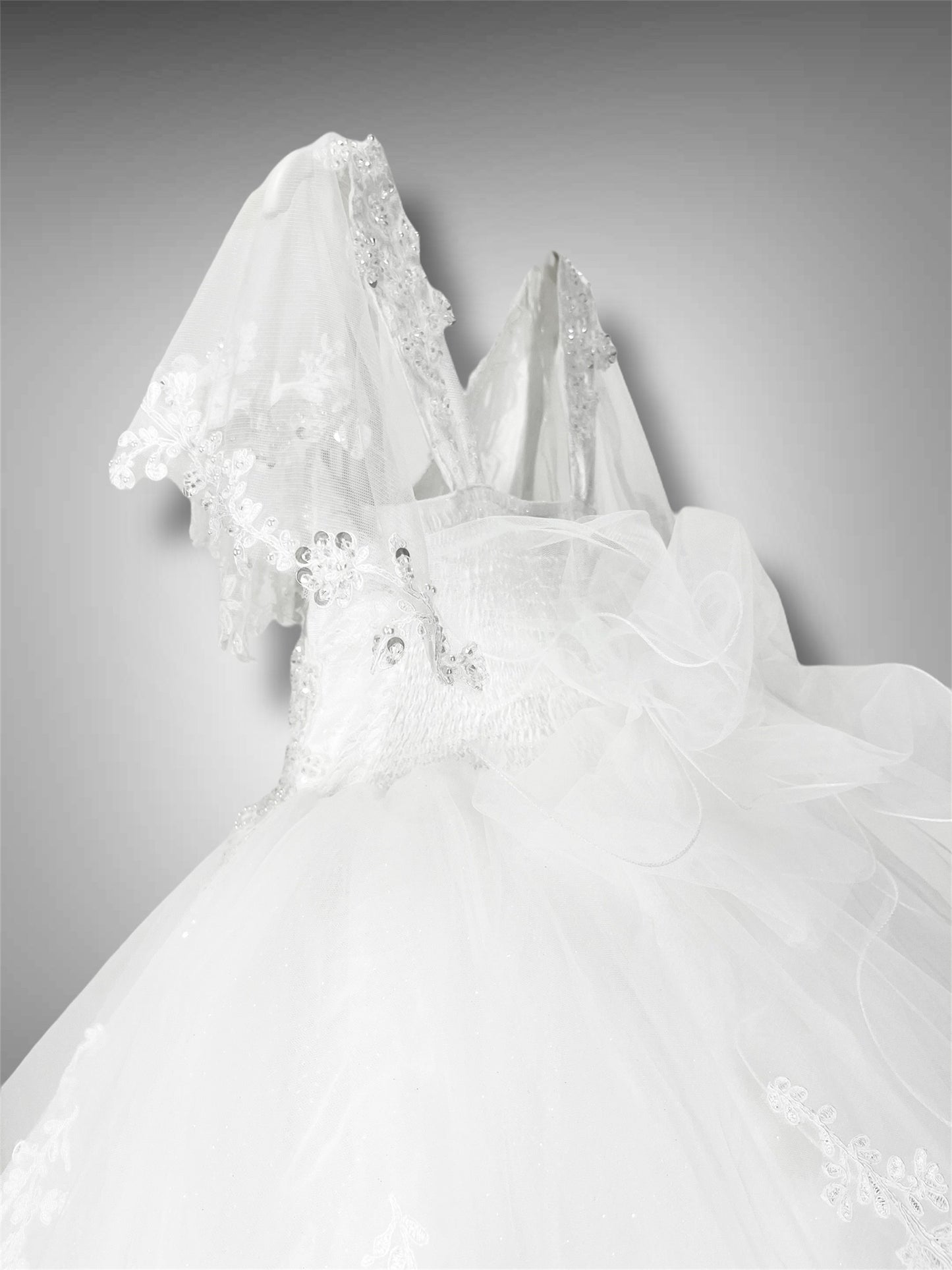 Abito Tulle e Pizzo ricamato