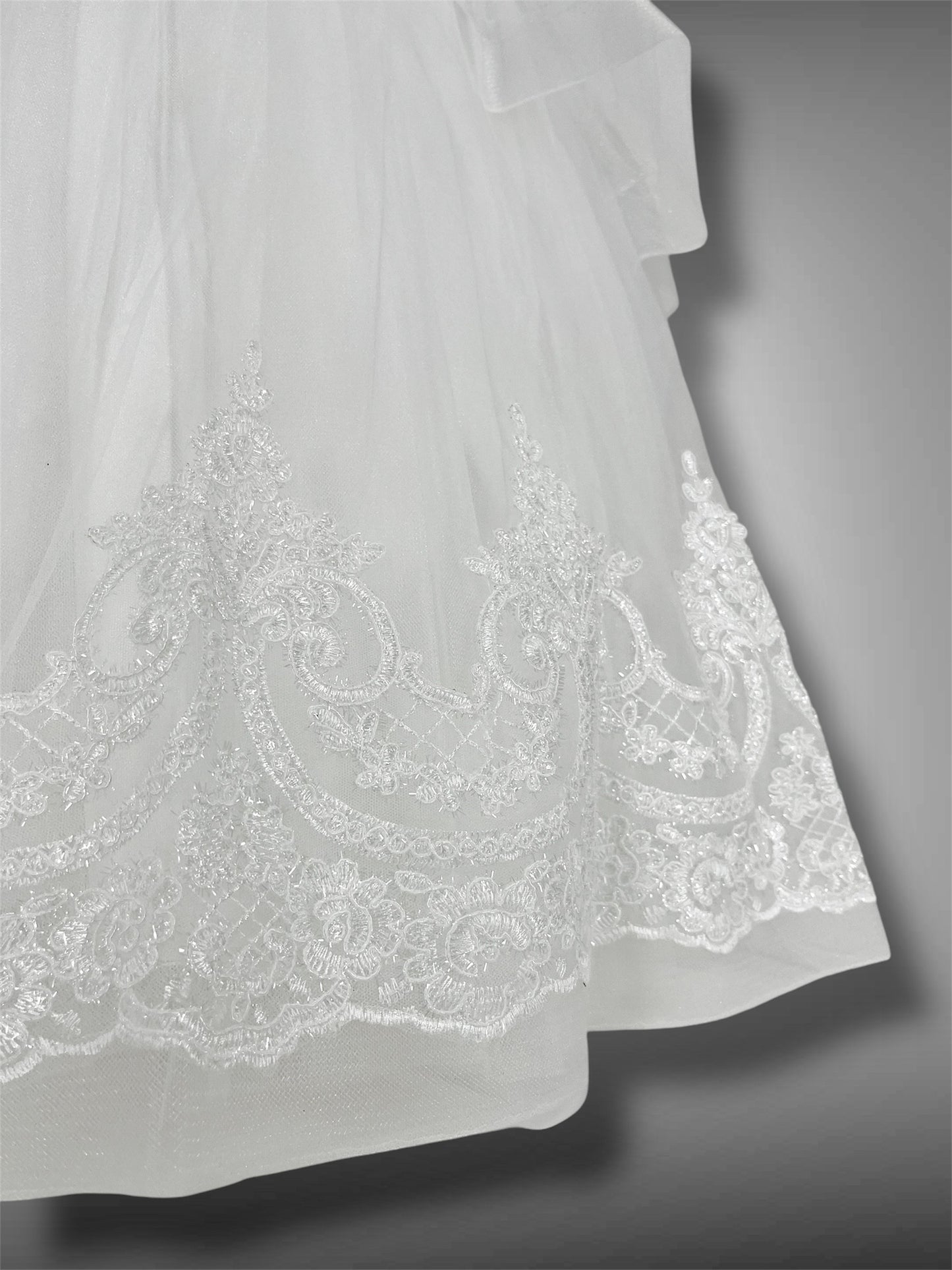Abito Tulle e Pizzo ricamato