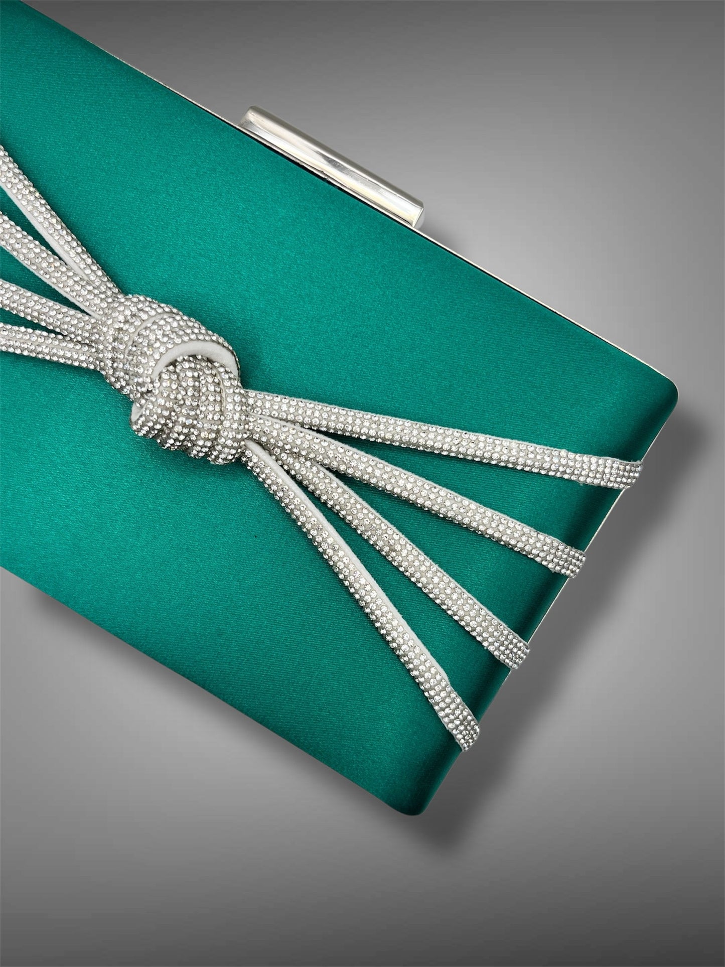 CLUTCH [+Colori]