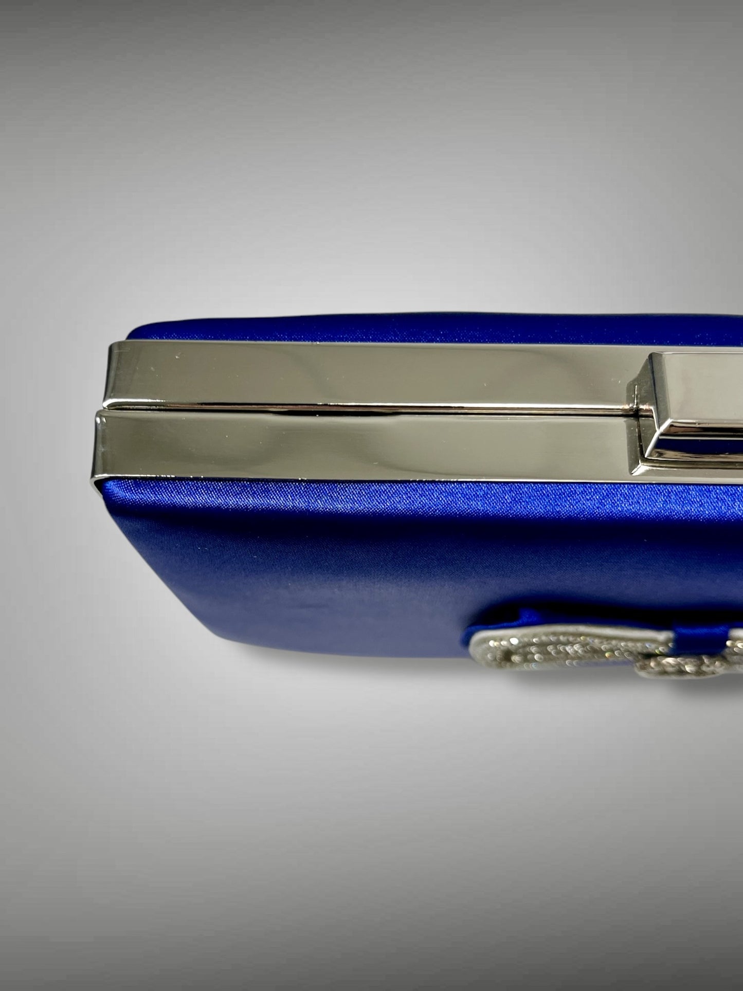 CLUTCH [+Colori]