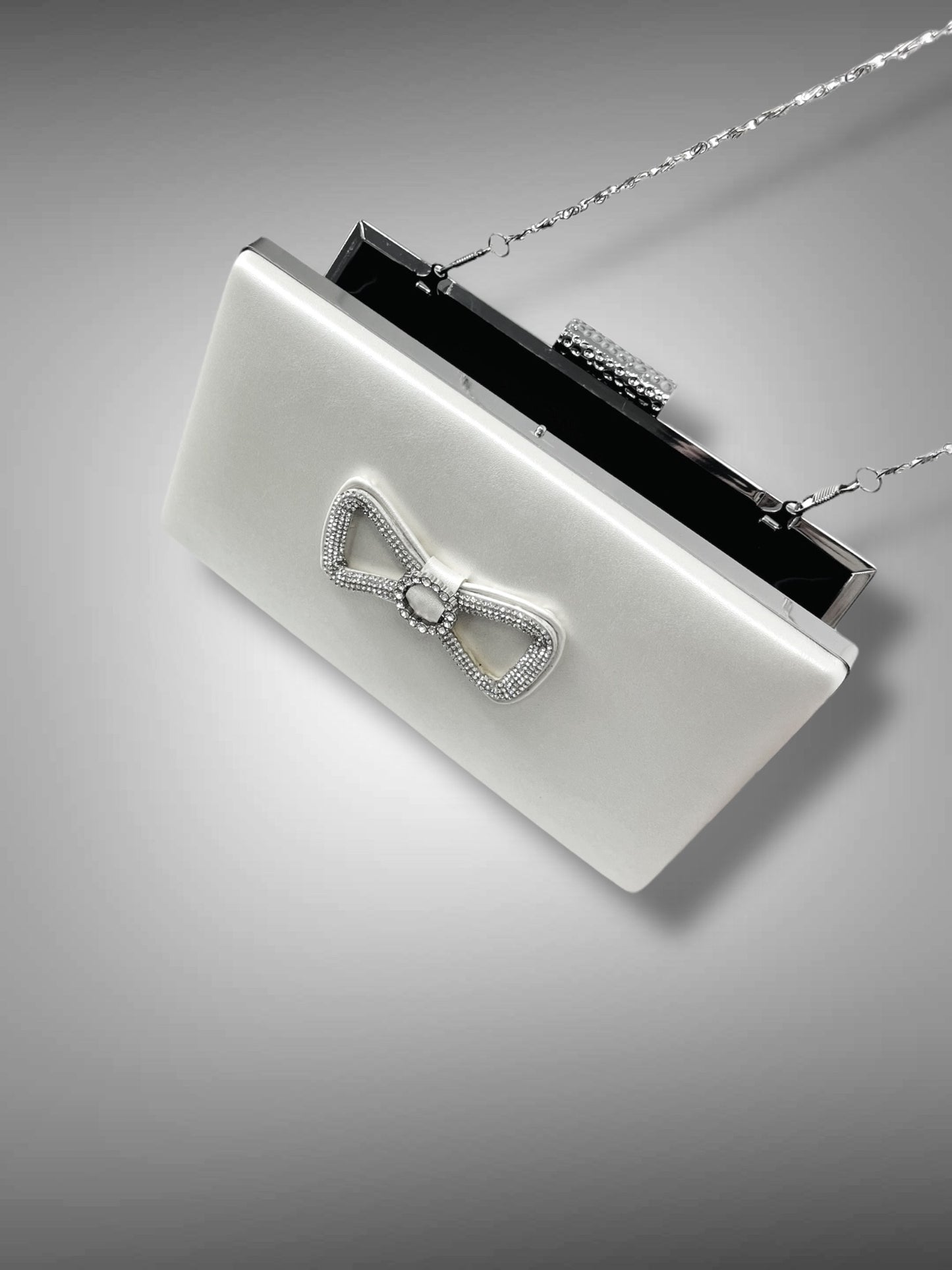 CLUTCH [+Colori]