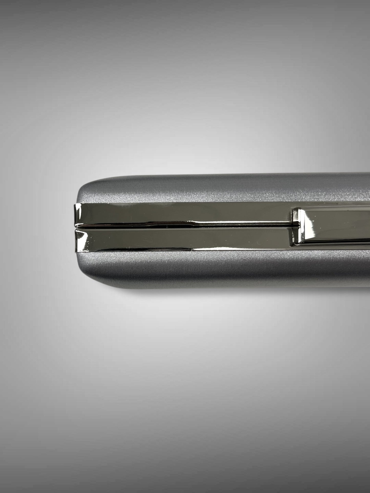 CLUTCH [+Colori]
