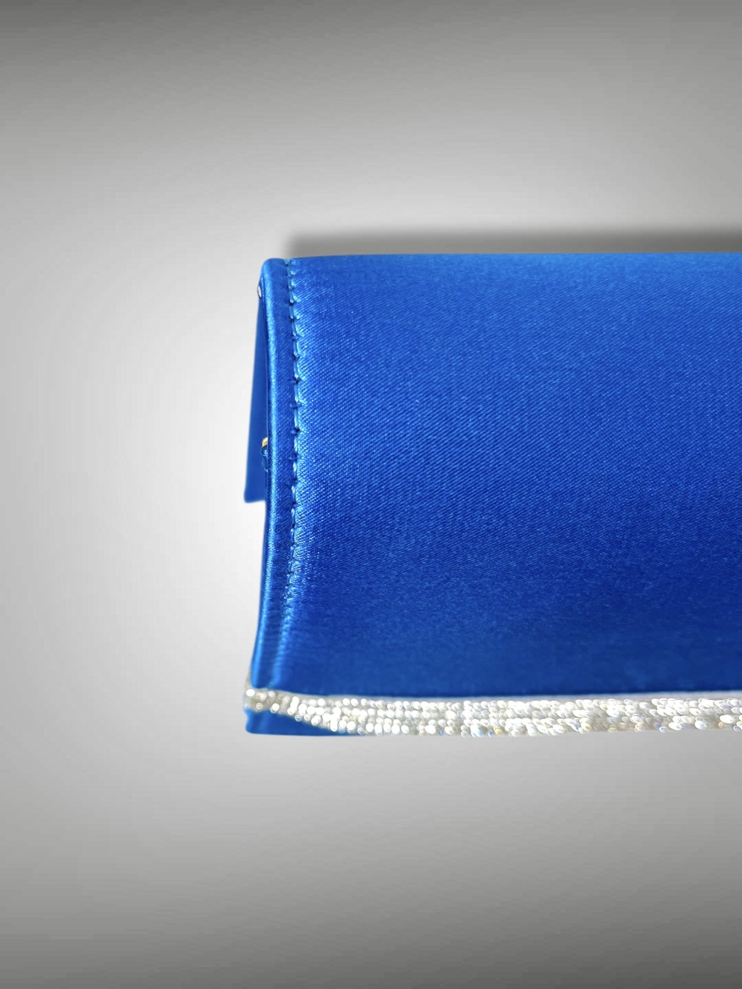 CLUTCH [+Colori]